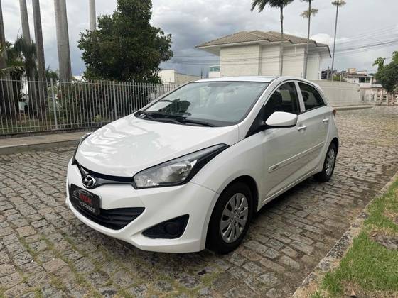 HYUNDAI HB20 1.0 COMFORT PLUS 12V FLEX 4P MANUAL